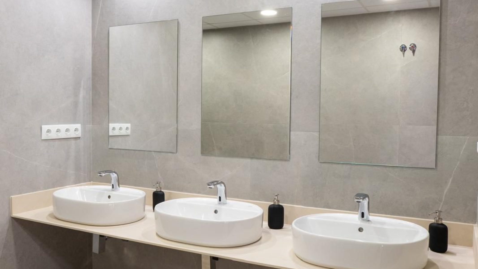 Lavabos comunes Tu Residencia Almeria Lavabos comunes Tu Residencia Almeria